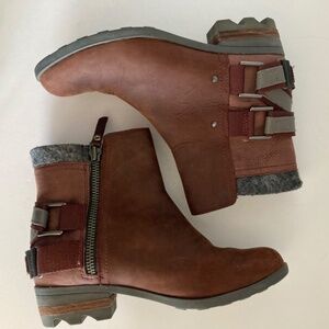 Sorel Women's Lolla Ankle Boots Booties Oiled Leather Round Toe Waterproof  7